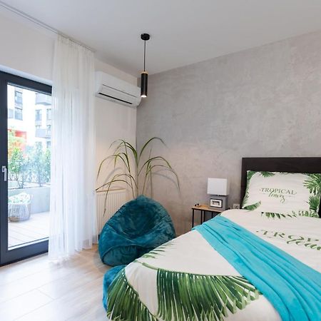 Luxurycity Apartment With Terrace Vratislav Exteriér fotografie