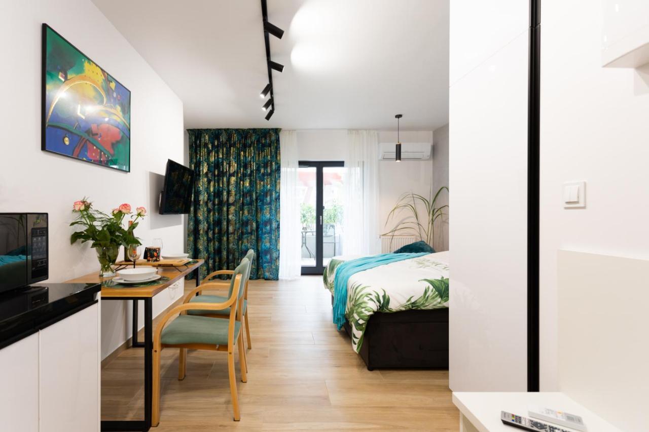 Luxurycity Apartment With Terrace Vratislav Exteriér fotografie
