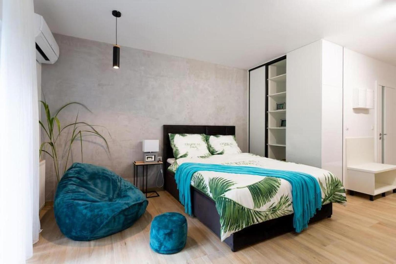 Luxurycity Apartment With Terrace Vratislav Exteriér fotografie